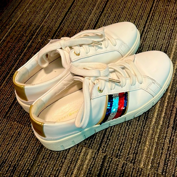 Tommy Hilfiger Shoes - Tommy Hilfiger Leather Sneakers